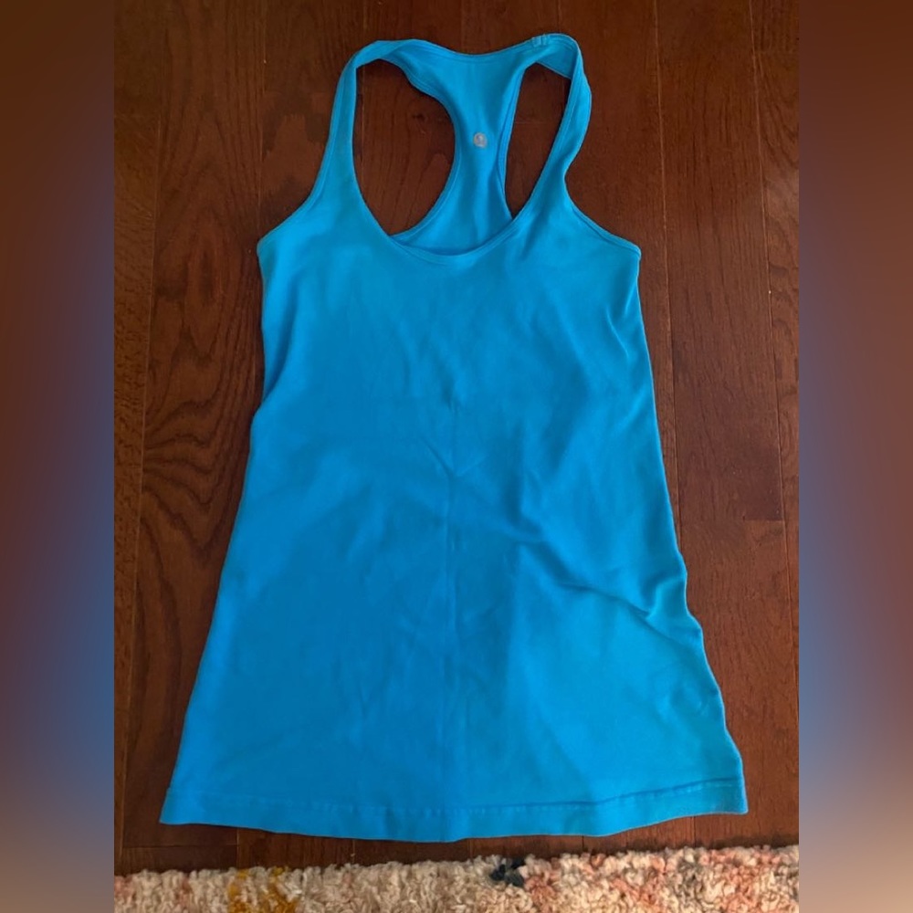 Woman’s Lululemon Razor Back Tank Top